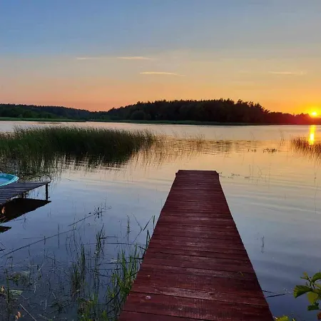 Сasa de vacaciones Domek Letniskowy Dybowo (Elk)